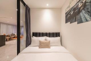 Luxury 3 plus 1 Bedroom Residence in Metropole Opera - 4