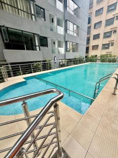 Elegant classy apartments with swimming pool ,fully equipped gym ,ample parking space with breathtaking city views - 0