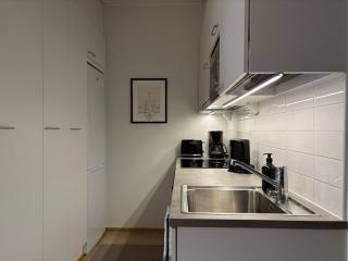 New Aurora Suite - 2 Beds, Near City Centre, WiFi, Free Street Parking, Self Check-in - 1