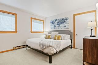 RMR: Rendezvous A1 Condo in Teton Village - 3