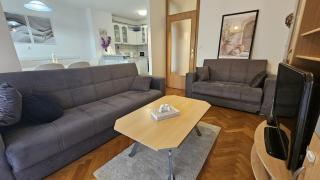Fregata Duplex- Spacious & Bright with a terrace -near beaches- easy to Old town - 4