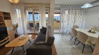 Fregata Duplex- Spacious & Bright with a terrace -near beaches- easy to Old town - 6
