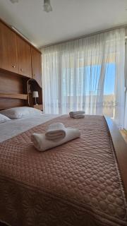 Fregata Duplex- Spacious & Bright with a terrace -near beaches- easy to Old town - 5