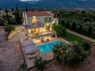 Elia country villa 5BR 5BA with Private Pool - 1