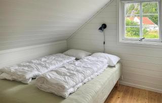 Cozy Home In Lindesnes With Wifi - 3