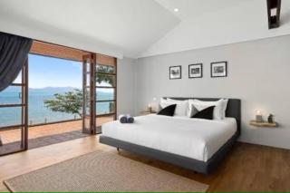 Beachfront Premium Escape Dream Villa Gloria - 9