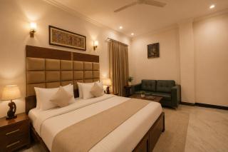Hotel Heaven Silk 108, Near Galleria Market & Phase I Metro - 4
