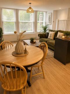 The Garden Flat - Stylish Retreat Near Racecourse - 4