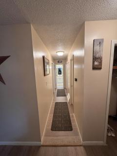 Freshly Remodeled 2 Bedroom Retreat - 4