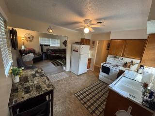 Freshly Remodeled 2 Bedroom Retreat - 3