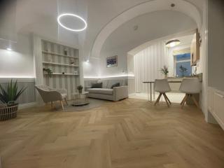 UpperStreet Apartments - 8