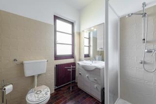 Lago Azzurro Villa: Infinity Lake View - Happy Rentals - 1