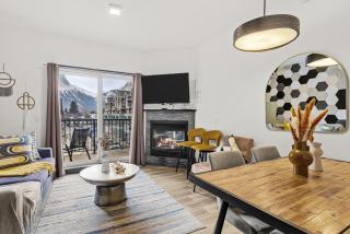 Splendid Mountain View 2BR Condo with Pool and Hot Tub - 5
