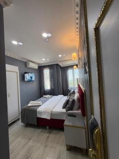 RHYTHM HOTEL - 8