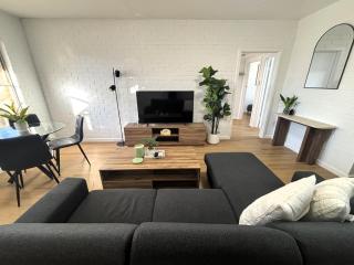 Renovated Corporate Apartment - 1
