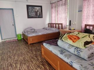 Dawaipani Kesang Homestay - 4
