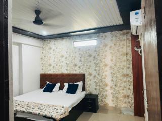 The Ganga View Home stay - 1