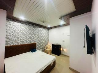 The Ganga View Home stay - 2