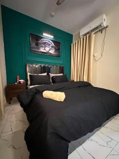 Phase 7 EXT 1Bed Lounge - 0