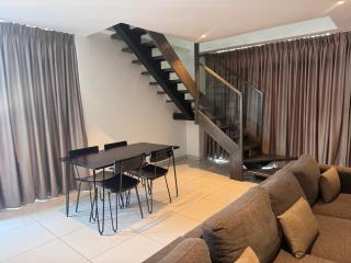 Stylish 2BR in Embassy Gardens, Cantonments - 8