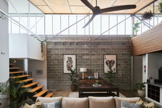 Bottega Loft - Industrial Charm with Artistic Flair - 8