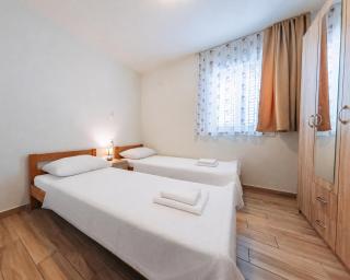 King Apartments - 3