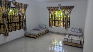 Amani Safari Homestay - 1