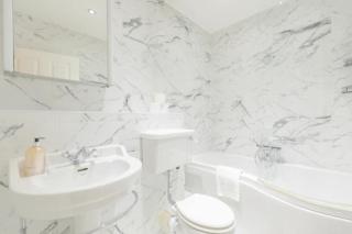 Newly Refurbished 2BD Flat - Wimbledon Village! - 6