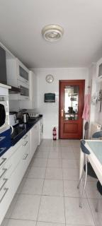 2 bedroom 2 bathroom apartment with pool and garage - 1