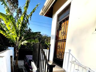 Amani Safari Homestay - 8