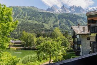 Full Nature apartment - Quiet Les Praz Retreat near Flégère Ski lift - Happy Rentals - 1