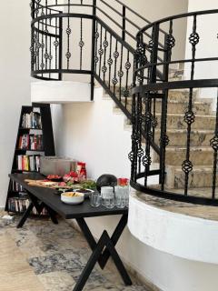 Cleo Hotel - 1