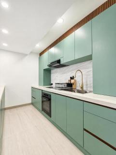 5 Bedroom Central Bangkok Pool Villa with Netflix - 5