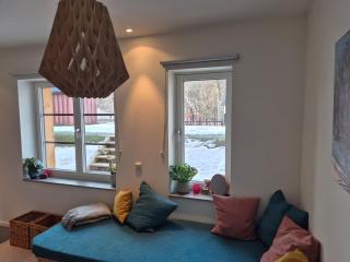 Central Modern Stay with Sauna - 4