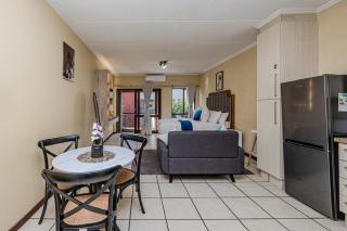 Rockmel Apartment 2 - 6