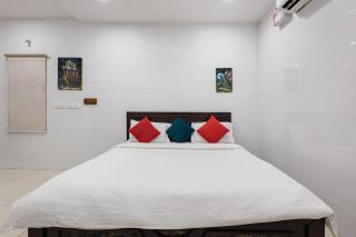Sapthami Luxury Rooms - 4