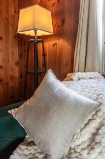 Simple Comforts, Family and Pet Friendly Stay - 3
