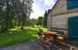 Gorgeous Home In Dobbertin With Wifi - 9