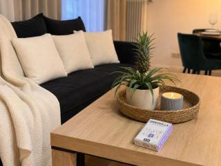 Riga Centre Stay with Balcony & Lift - 5-Min Walk to Old Town - 1