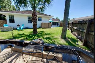 Gorgeous coastal home with plenty of space dock and outdoor area - 6