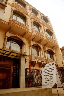 Hotel Rivera Palace - Varanasi - 0