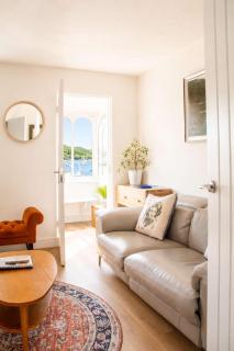 Breathtaking High Street Townhouse With Stunning Sea Views at 'The Old Fishermans Townhouse' - 8