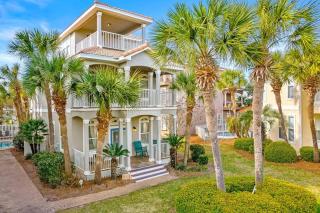 Exquisite 3-story home with private pool - short walk to beach - 0