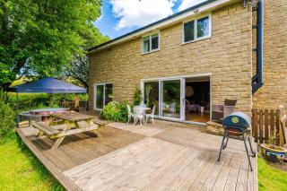 Ascot House - 9