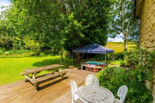 Ascot House - 6