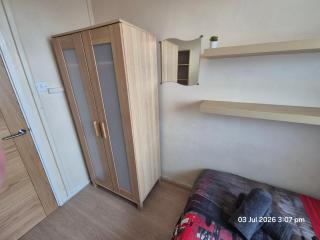 Plush four double bedroom two toilets one bathroom large terrace Stockwell Brixton - 1