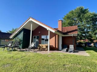 4 Personen Ferienhaus mit Kanu, Kaminofen und herrlichem Seeblick in Otterndorf - 0