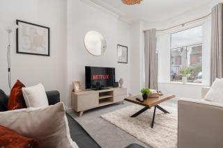 Stylish Southport Home Sleeps 4 - 0