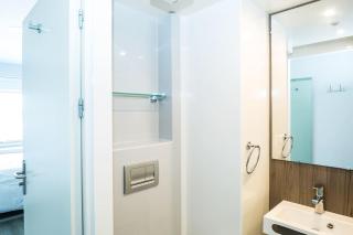 Ensuite Private Room in Dublin City Center - 4