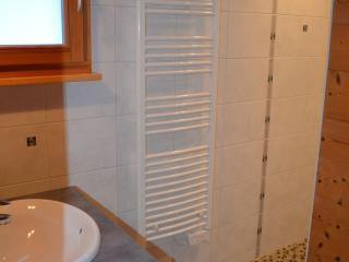 Chalet spacieux à Châtel, 12 pers., 3 chambres, proche remontées Linga, WiFi, balcon et garage - FR-1-676-74 - 2